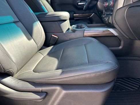 Used 2022 Chevrolet Silverado 1500 RST image 14