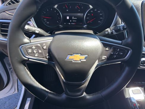 Certified 2024 Chevrolet Equinox Premier AWD/4WD image 16