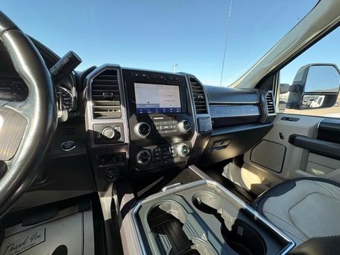 Certified 2021 Ford F350 Limited image 31