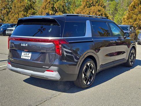 New 2026 Kia Carnival EX image 8