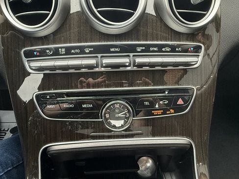 Used 2015 Mercedes-Benz C 300 Sedan image 24
