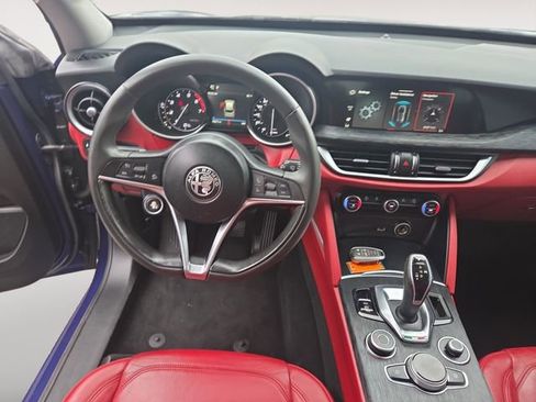 Used 2020 Alfa Romeo Stelvio Sport w/ Quick Order Package 22K Sport image 10