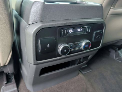 Used 2020 Ford Expedition Max XLT w/ Equipment Group 202A RWD image 32