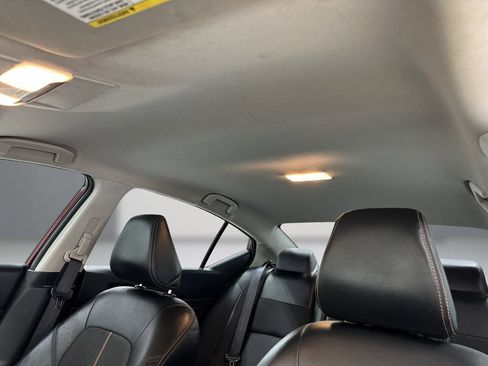 Used 2022 Nissan Altima 2.5 SR FWD image 17