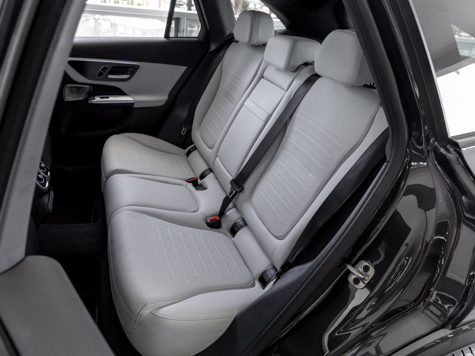Certified 2026 Mercedes-Benz GLC 300 image 21
