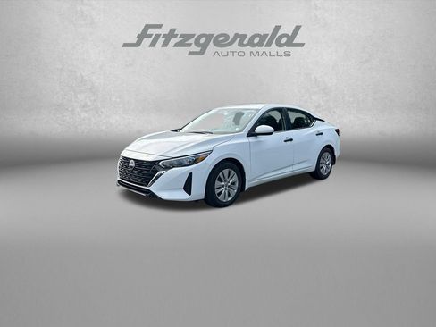 Used 2025 Nissan Sentra S FWD image 3