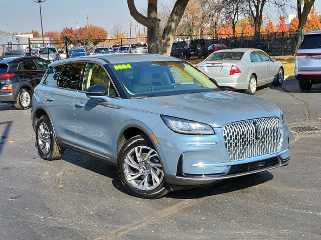 Used 2024 Lincoln Corsair FWD w/ Equipment Group 101A image 32