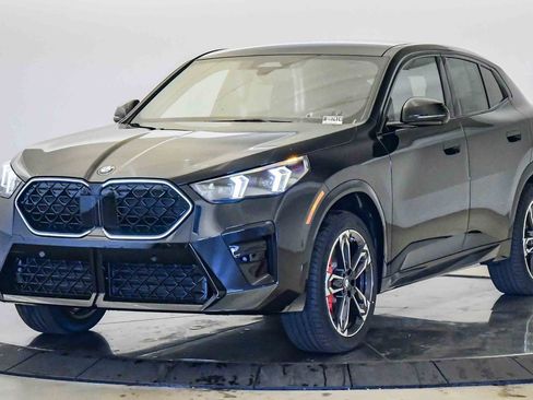 New 2026 BMW X2 xDrive28i w/ Technology Package AWD/4WD image 1