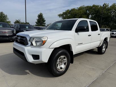 Used 2015 Toyota Tacoma PreRunner w/ SR5 Package