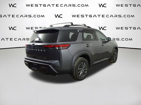 Used 2024 Nissan Pathfinder SV image 37