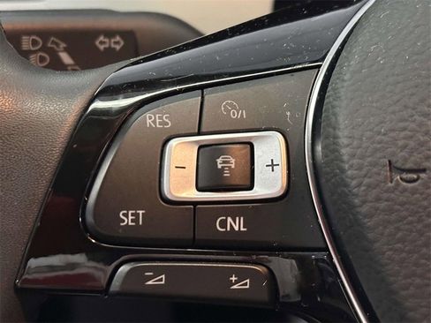 Used 2021 Volkswagen Passat 2.0T S image 25