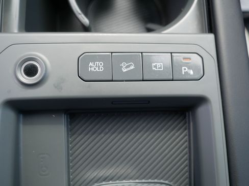 Used 2024 Kia EV9 GT-Line AWD/4WD image 31