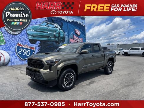 Used 2024 Toyota Tacoma TRD Sport w/ TRD Sport Upgrade Package AWD/4WD image 1