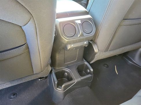 Used 2021 Jeep Wrangler Unlimited Sport image 10