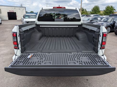 New 2026 Nissan Frontier PRO-4X w/ Pro-4x Convenience Package AWD/4WD image 12