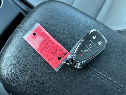 Used 2020 Chevrolet Equinox Premier image 35