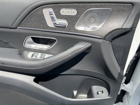 New 2025 Mercedes-Benz GLE 53 AMG 4MATIC Coupe image 17