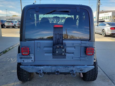 Used 2001 Jeep Wrangler Sport image 4