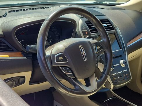 Used 2016 Lincoln MKC Reserve w/ Lincoln MKC Climate Package AWD/4WD image 9