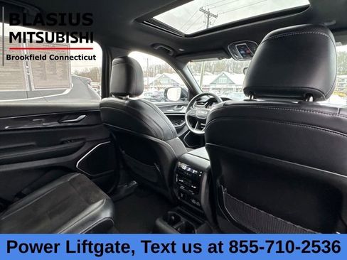 Used 2021 Jeep Grand Cherokee L Laredo image 23