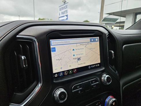 Used 2020 GMC Sierra 1500 AT4 w/ Technology Package AWD/4WD image 27