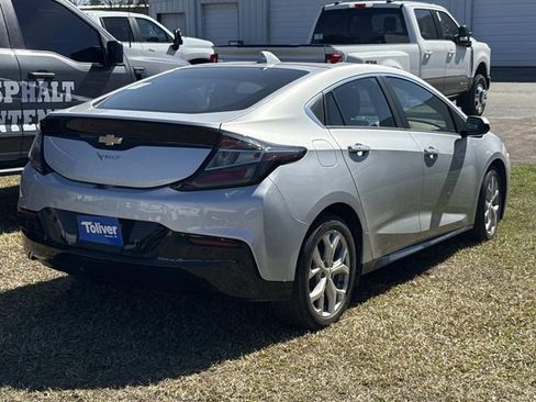 Used 2017 Chevrolet Volt Premier w/ Driver Confidence II Package image 6