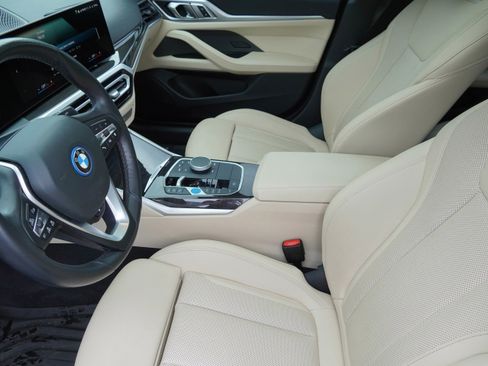 Certified 2023 BMW i4 eDrive40 RWD image 11