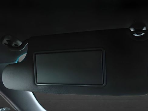 Used 2009 Dodge Challenger R/T RWD image 9