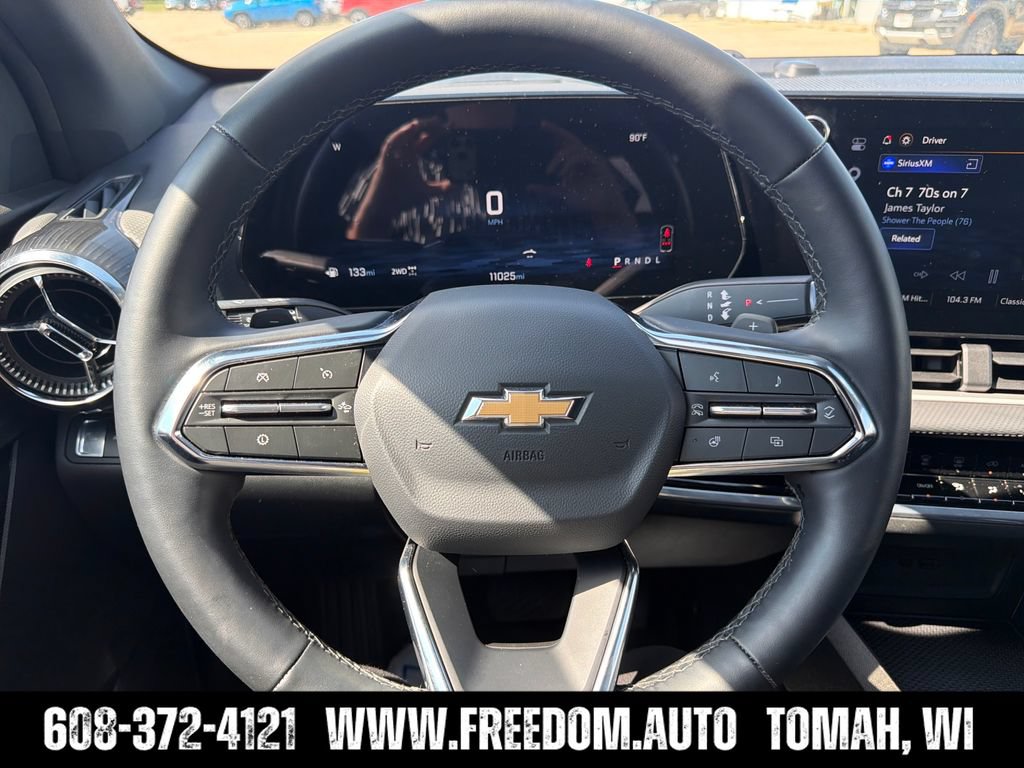 Used 2026 Chevrolet Equinox LT AWD/4WD image 14
