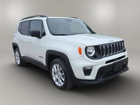 Used 2020 Jeep Renegade Sport w/ Sport Appearance Group FWD image 3