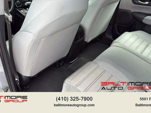 Used 2017 Honda CR-V LX image 29