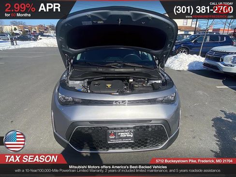 Used 2023 Kia Soul LX w/ LX Technology Package image 9