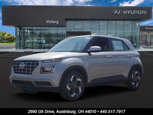 New 2025 Hyundai Venue SEL image 1
