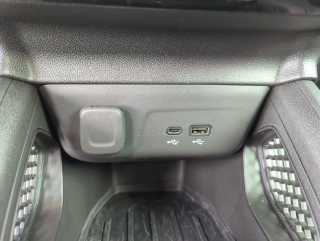 Used 2024 Chevrolet TrailBlazer ACTIV w/ Driver Confidence Package FWD image 38