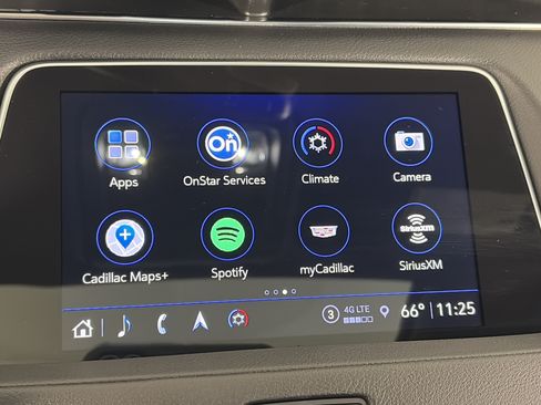 Used 2022 Cadillac XT4 Premium Luxury w/ Technology Package AWD/4WD image 22