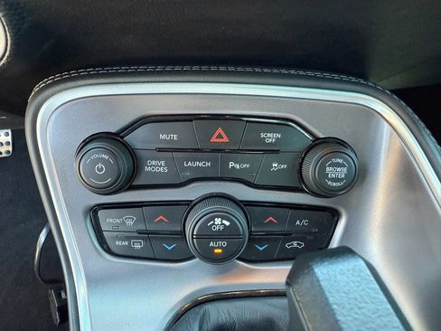 Used 2019 Dodge Challenger R/T Scat Pack RWD image 12