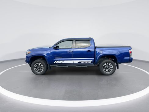 Used 2022 Toyota Tacoma TRD Sport w/ Technology Package AWD/4WD image 6