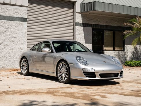 Used 2009 Porsche 911 Carrera S RWD image 4