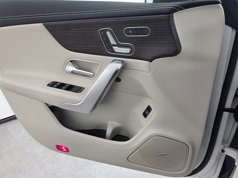 New 2026 Mercedes-Benz CLA 250 image 18