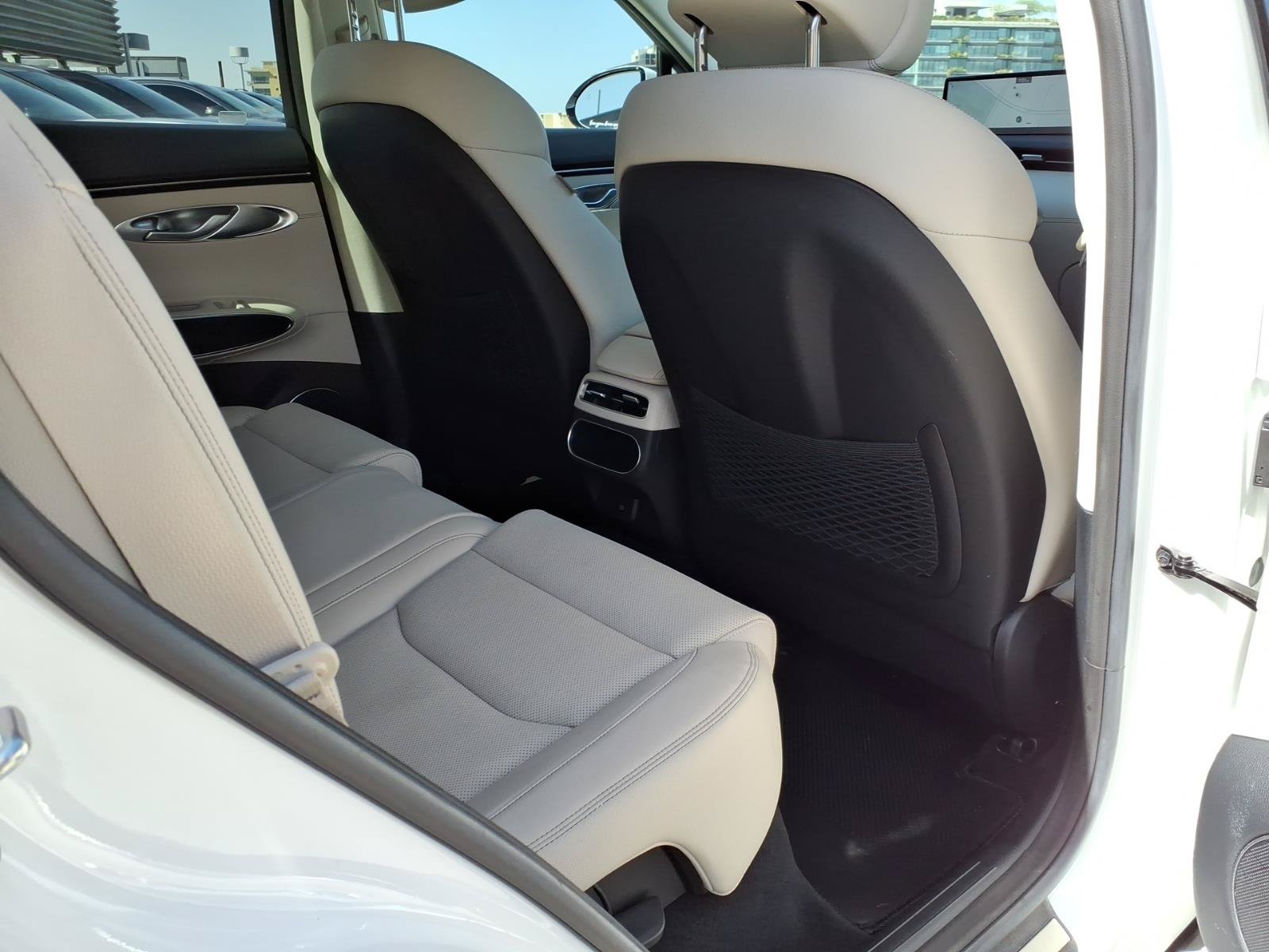 Certified 2022 Genesis GV70 2.5T AWD/4WD image 12