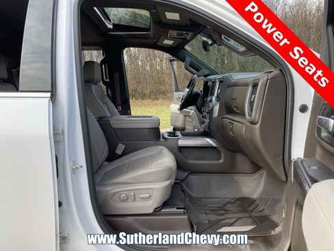 Used 2020 Chevrolet Silverado 2500 LTZ w/ LTZ Plus Package image 26