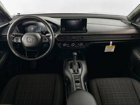 Used 2025 Honda HR-V Sport image 4