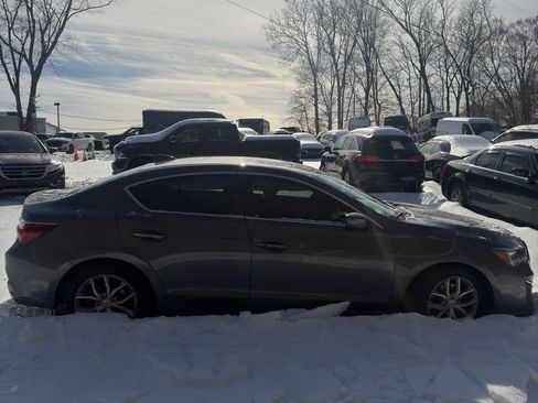 Used 2019 Acura ILX Base image 9