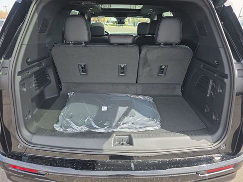 New 2026 Chevrolet Traverse RS image 23