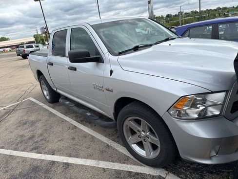 Used 2015 RAM 1500 Express AWD/4WD image 5