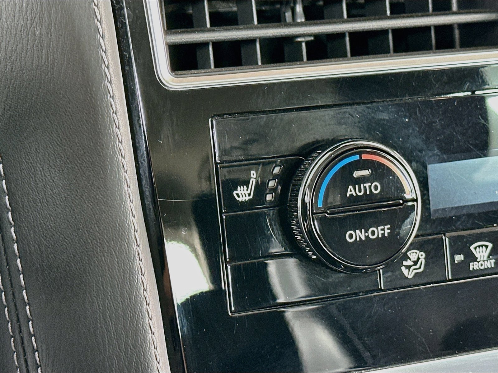 Used 2024 INFINITI QX80 Luxe AWD/4WD image 23