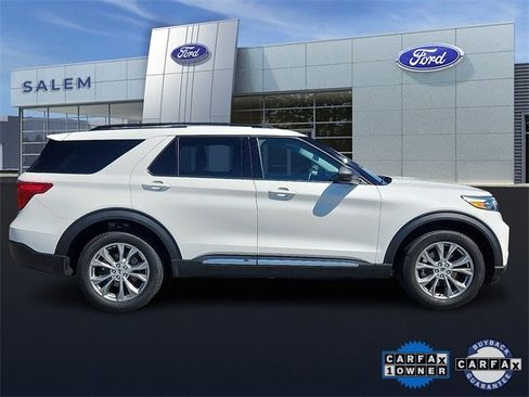 Certified 2022 Ford Explorer XLT w/ Equipment Group 202A image 2