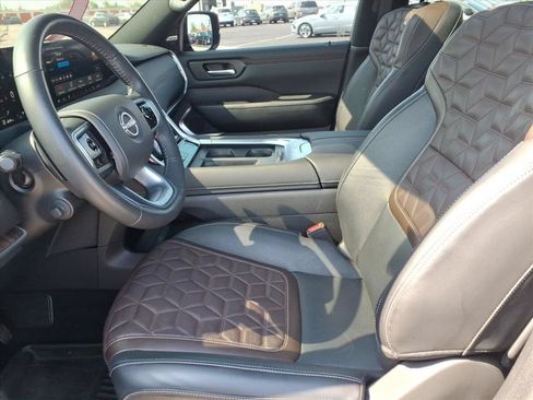 Used 2025 Nissan Armada Platinum AWD/4WD image 14