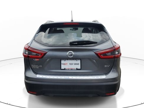 Used 2021 Nissan Rogue Sport SV FWD image 5