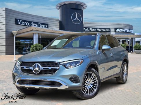 Used 2025 Mercedes-Benz GLC 300 image 1